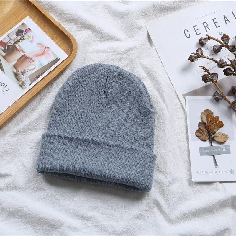 UrbanCap Skullie Warm - 25 Farben, Einheitsgröße, Elastisch