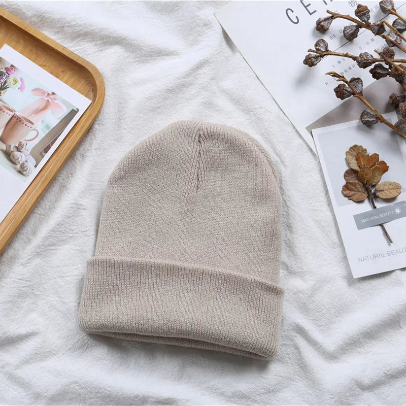 UrbanCap Skullie Warm - 25 Farben, Einheitsgröße, Elastisch