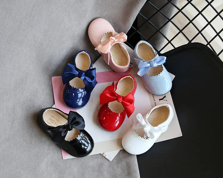Baby Prinzessin Mädchen Schuhe 2025 - Frühling Herbst Süße Schleife Lackleder - Tanzschuhe Erste Laufschuhe Kinder