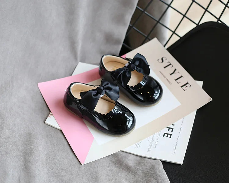Baby Prinzessin Mädchen Schuhe 2025 - Frühling Herbst Süße Schleife Lackleder - Tanzschuhe Erste Laufschuhe Kinder
