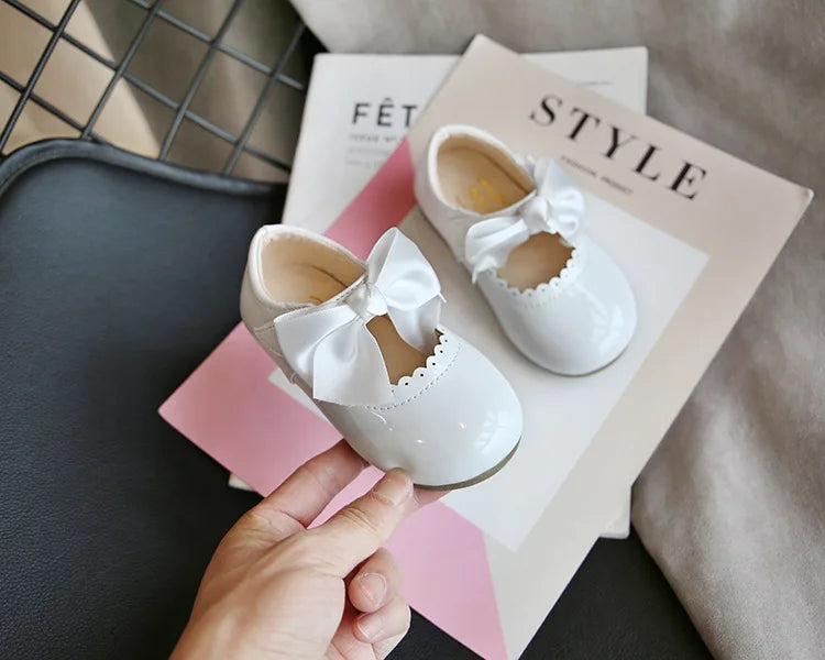Baby Prinzessin Mädchen Schuhe 2025 - Frühling Herbst Süße Schleife Lackleder - Tanzschuhe Erste Laufschuhe Kinder