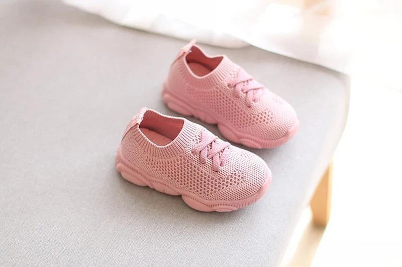 Kinder-Sneaker 2025: Non-Slip Soft-Sole - Spring Summer Collection
