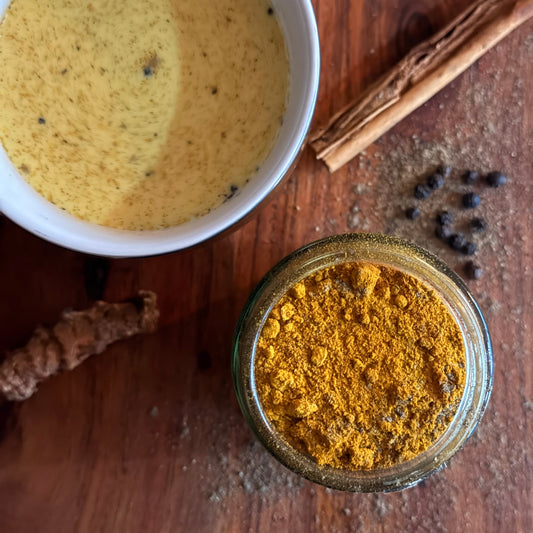 NATURFRANZ Amestec Ayurvedic cu Lapte Auriu și Ashwagandha - Conținut 150 g, Dimensiune pungă 9x12 cm, Organic