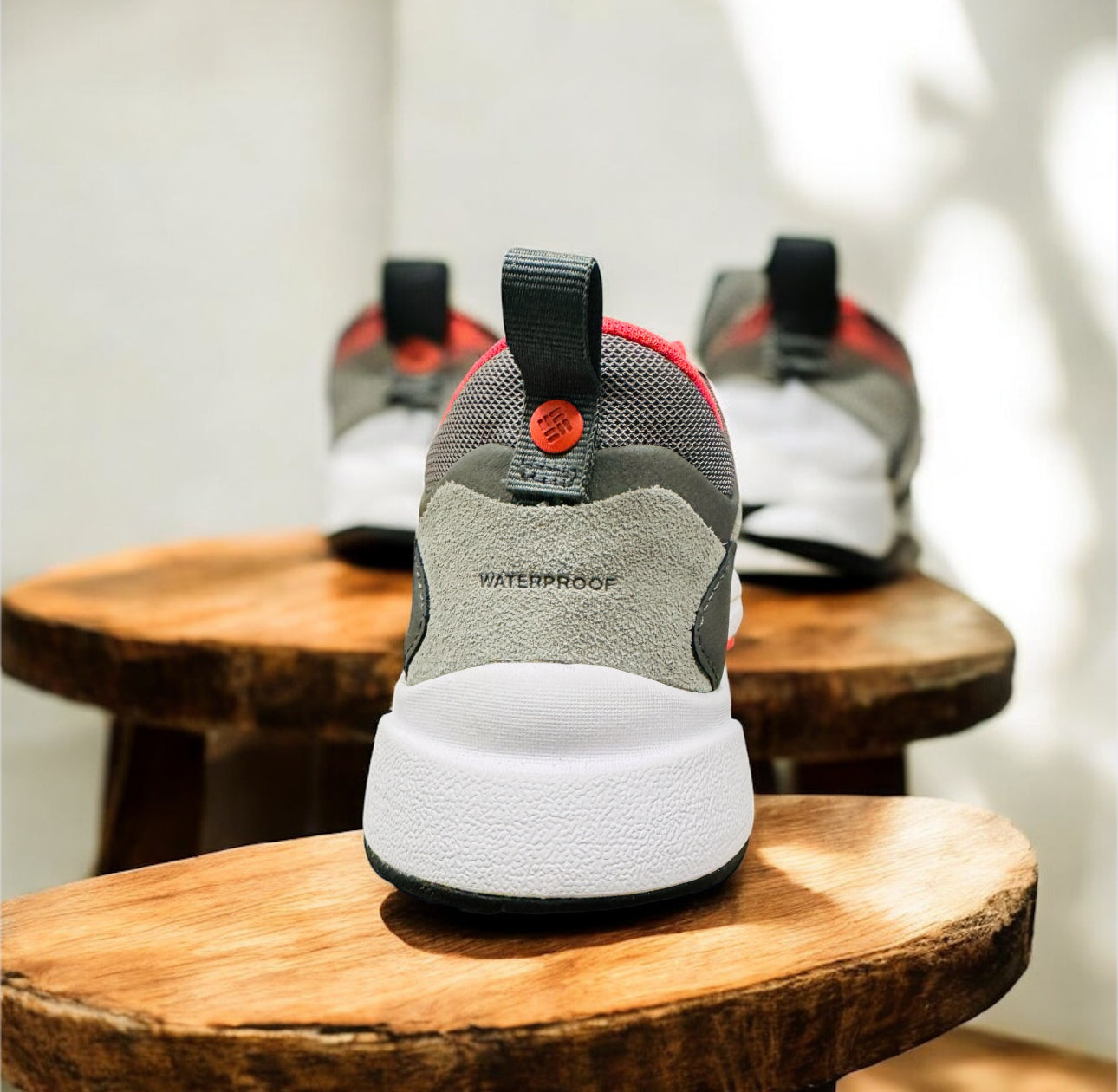 Columbia Pivot TM MID WP Damen Trekking / Wanderschuhe