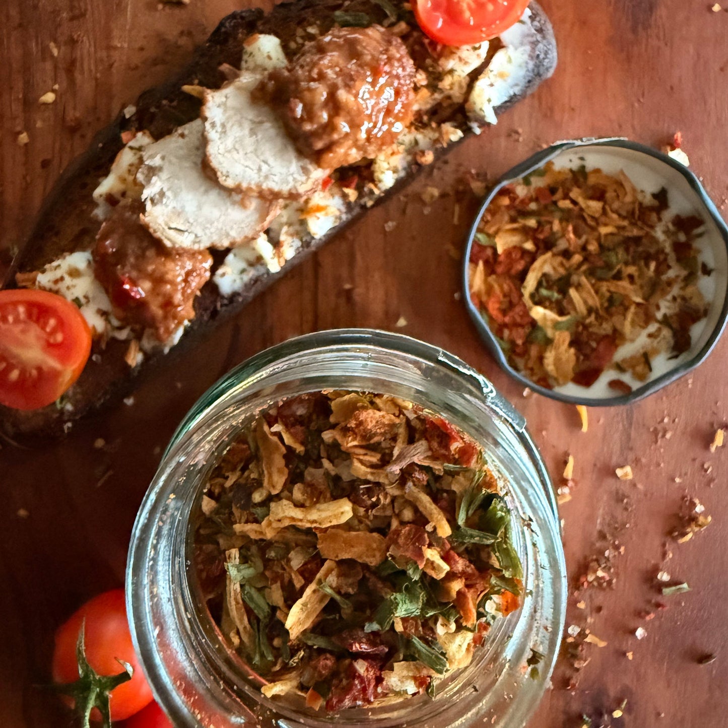 O'Salt este un condiment universal - Conținut 70 g, iuțeală ușoară, dimensiuni mici