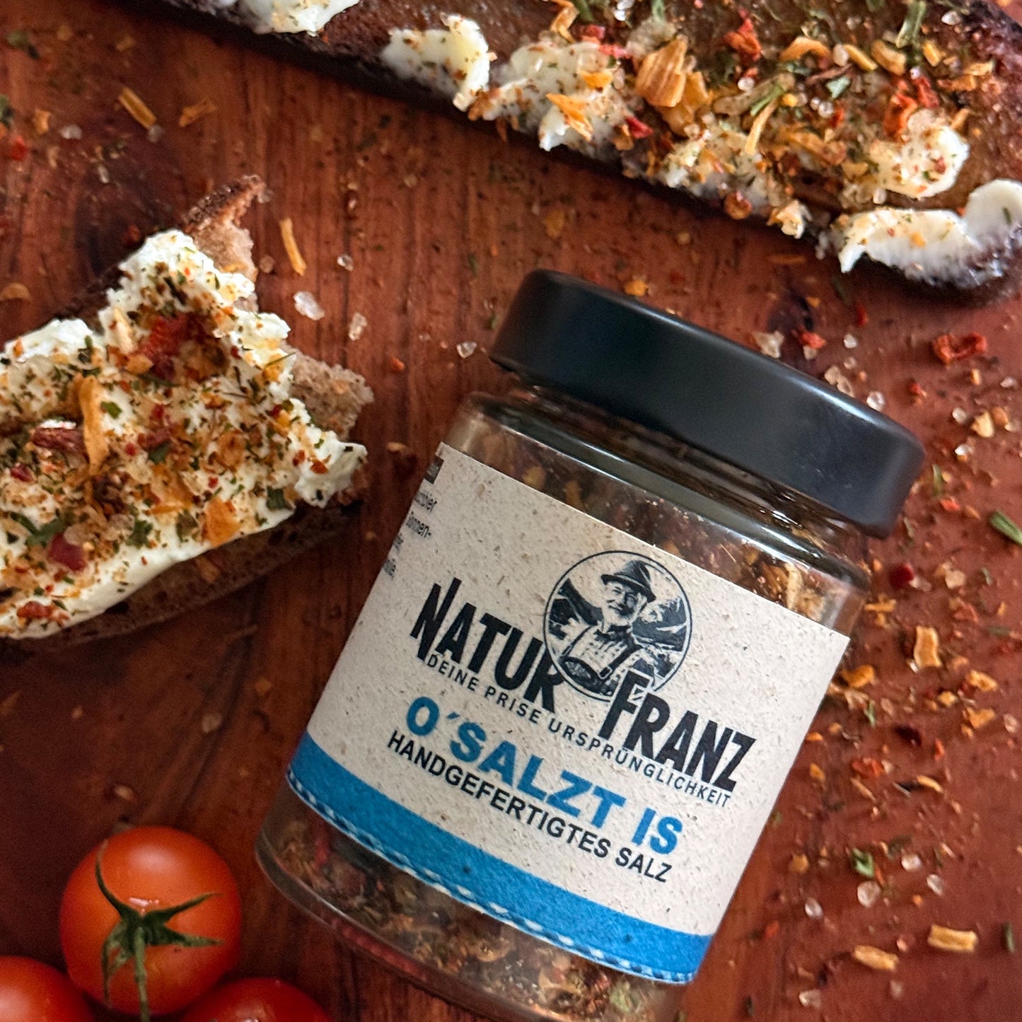 O'Salt este un condiment universal - Conținut 70 g, iuțeală ușoară, dimensiuni mici