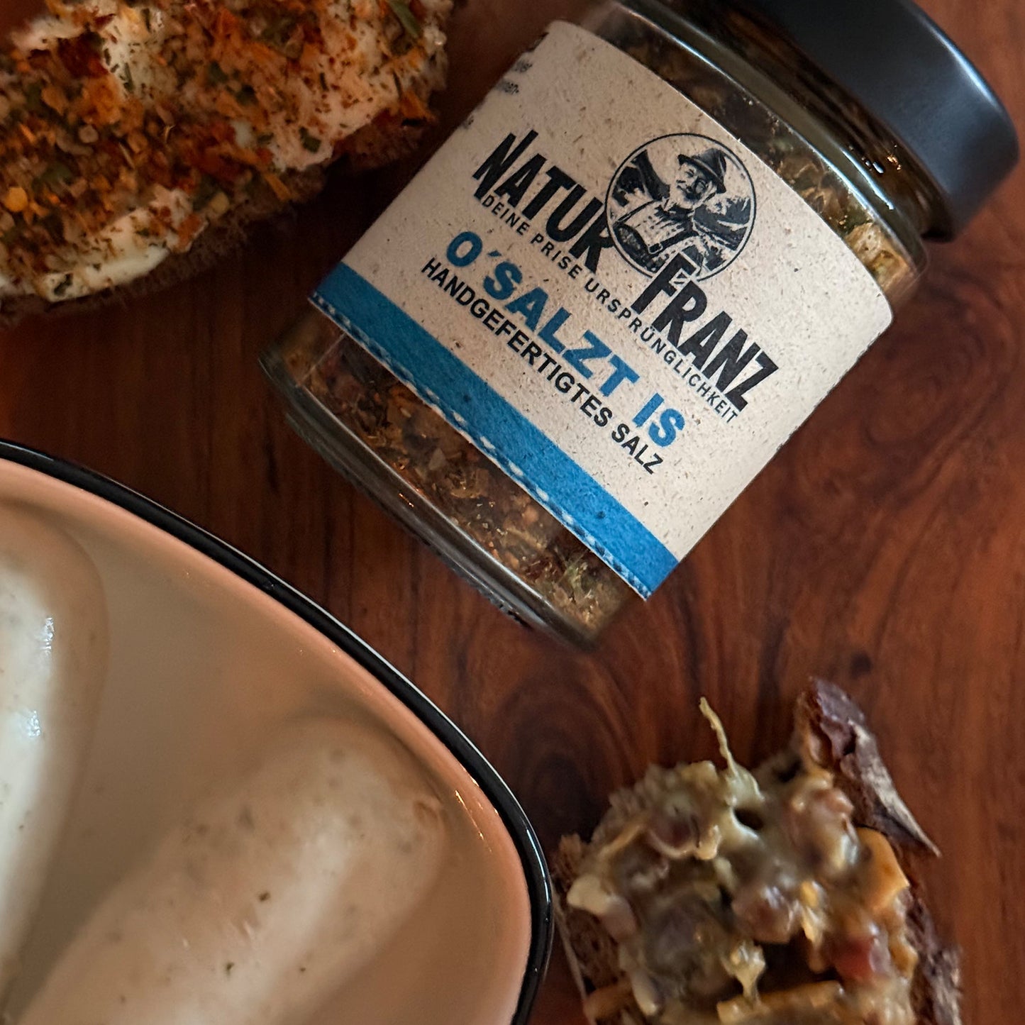 O'Salt este un condiment universal - Conținut 70 g, iuțeală ușoară, dimensiuni mici