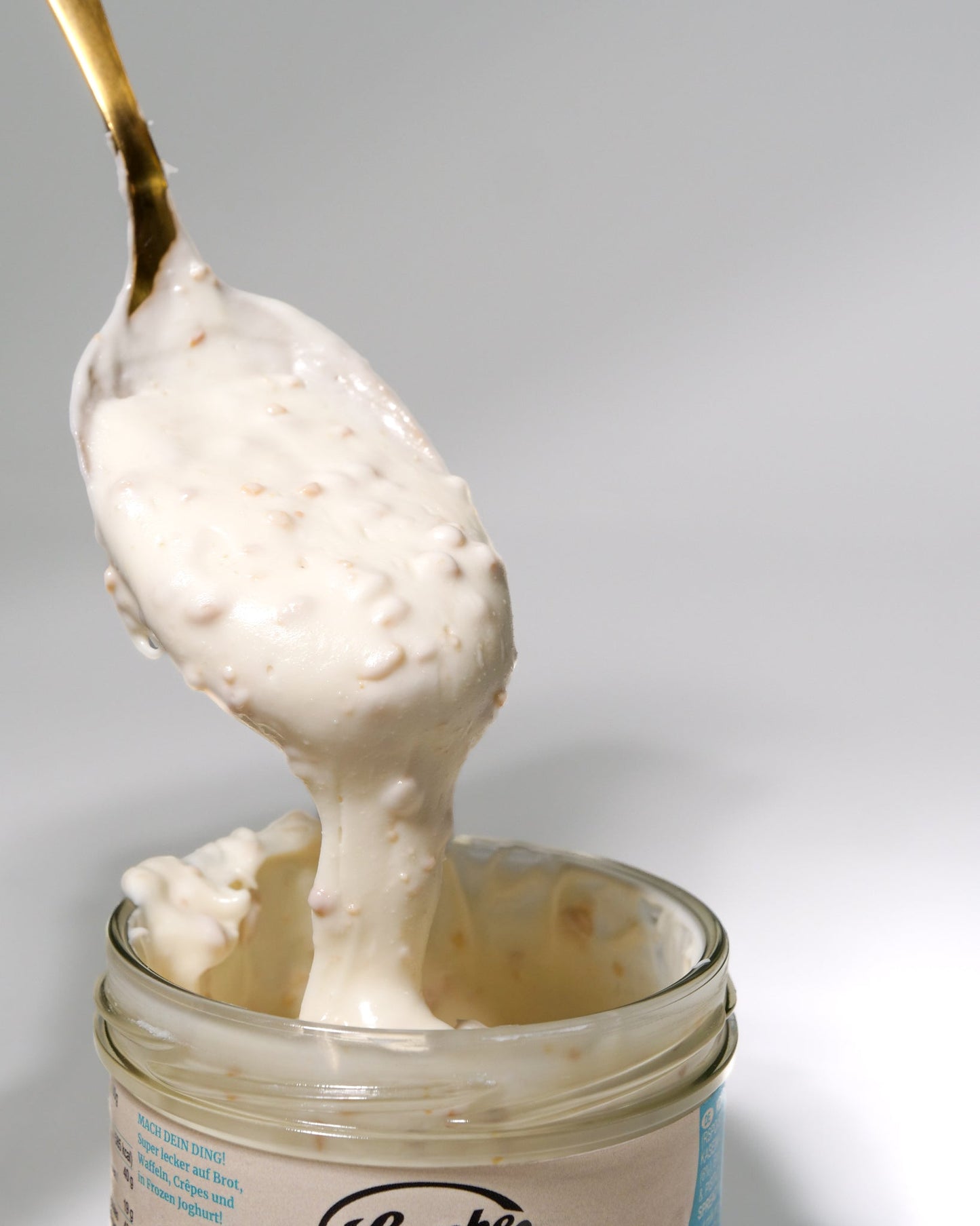 Lemke City Stroller Coconut Almond Crunch - capacitate 300g, cremă tartinabilă, bucăți de migdale prăjite