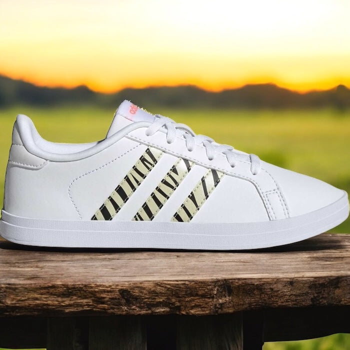 Pantofi sport Adidas Courtpoint