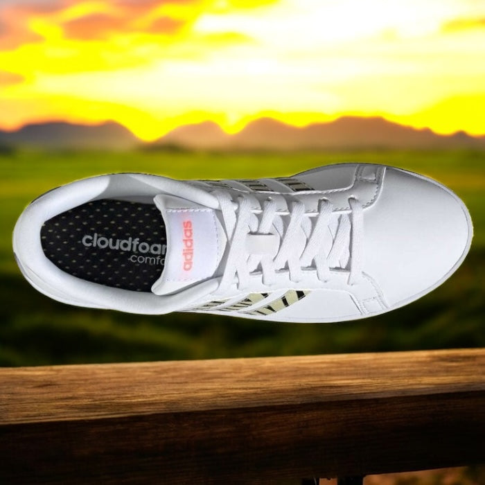 Pantofi sport Adidas Courtpoint