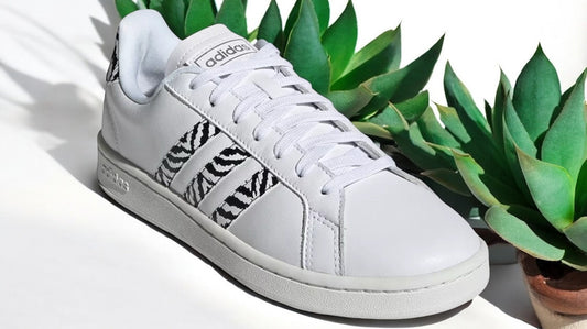 Pantofi sport Adidas Grand Court pentru femei