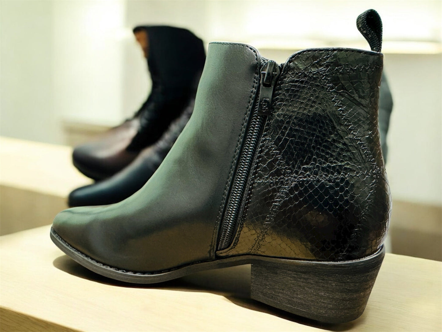 LPB (Les Petites Bombes ) Bottines Erula Damen Winter Stiefeletten