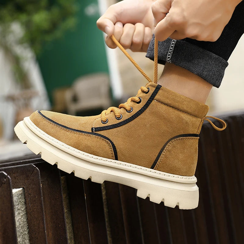 Ghete de exterior din piele Chobenjoe, croială confortabilă - Material: Piele, Închidere: Cu șireturi