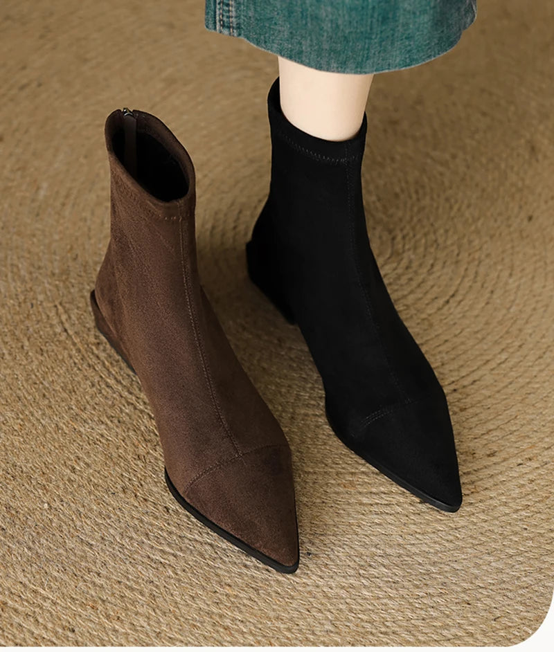 Ghete UETEEY cu talpă întoarsă și vârf ascuțit - Înălțimea tocului 3-5 cm, căptușeală din microfibră, fermoar