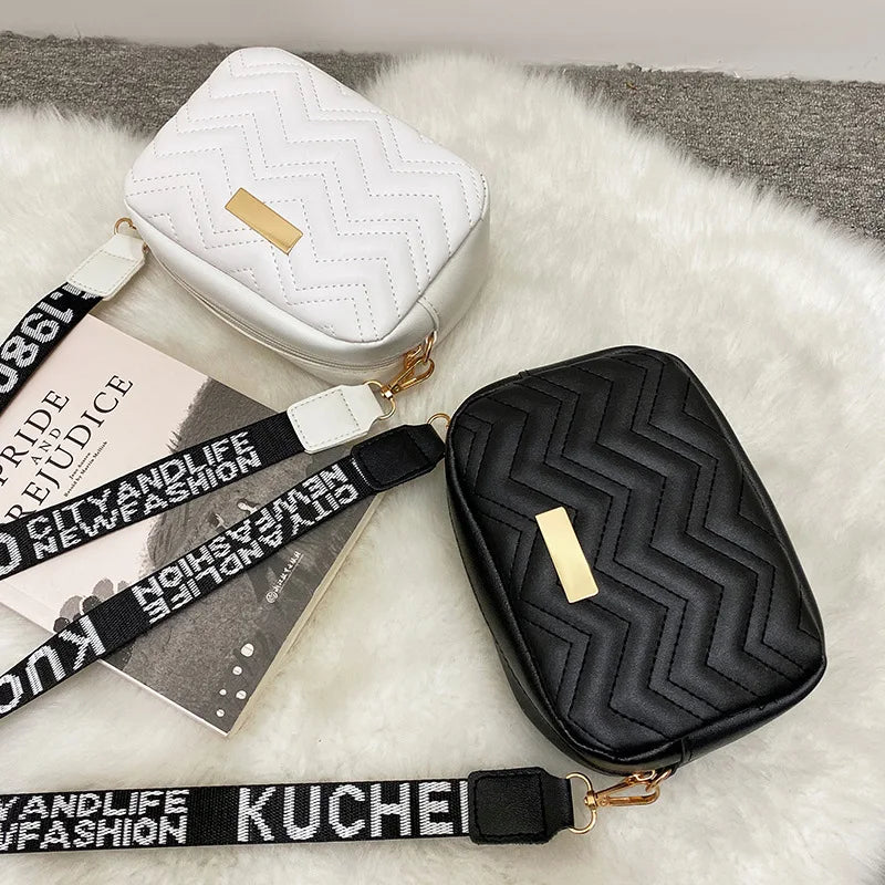 Fashionable Shoulder Bag for Women Wavy Pattern Crossbody Bag Trendy Girl Strap Bag Purse Solid Color Handbags Pu Leather