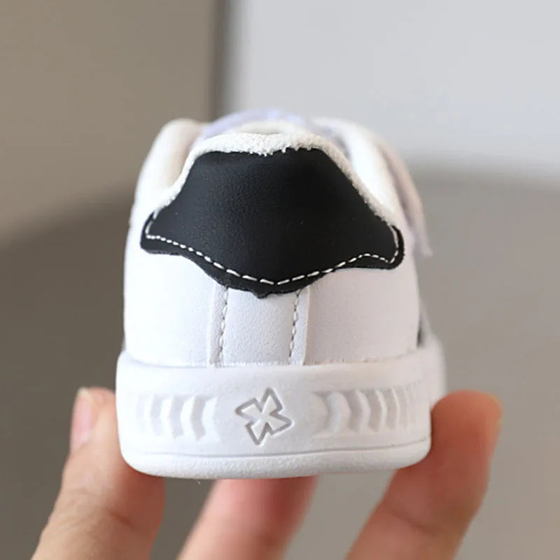 Neue Baby Schuhe 2025 - Frühling Herbst Weiche Sohle Kleinkind - Jungen Sport Schuhe Neue Weiße Mädchen Atmungsaktiv Rutschfest