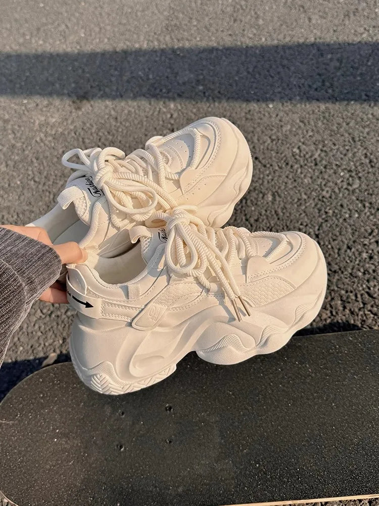 YSHUNIJ Plateau Sneaker Damen - Weiß 3cm Absatz Passt