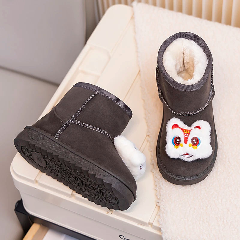Kinder Winter Stiefel für Jungen Outdoor Neue Mädchen Schnee Stiefel Niedlichen Cartoon Mode Kausalen Kinder Outdoor Plüsch Stiefel Warme Vielseitig