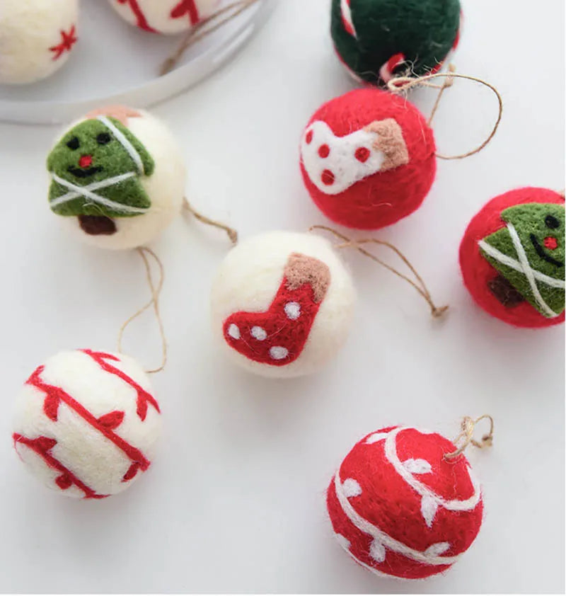 4Pcs Filz Kugeln Handgefertigt - Durchmesser 5 cm, Material Filz, Stückzahl 4