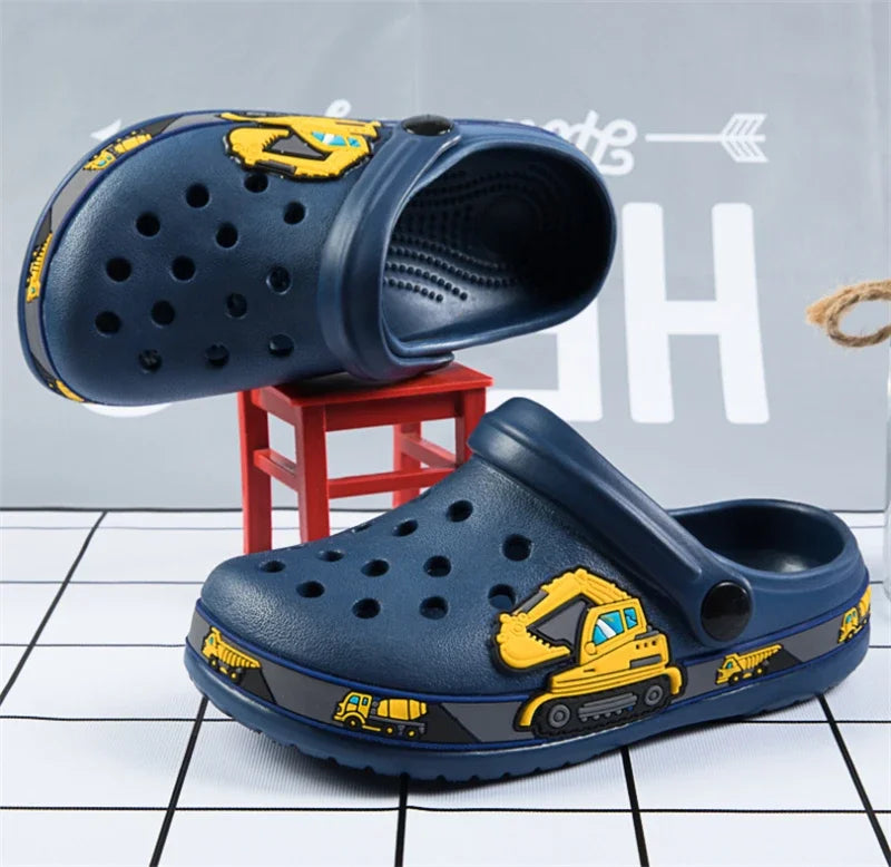 Kinder-Gartenschuhe 2025: Einhorn-Dinosaurier Strand-Sandalen Sommer Loch - Beach-Sandals Kollektion für Kinder
