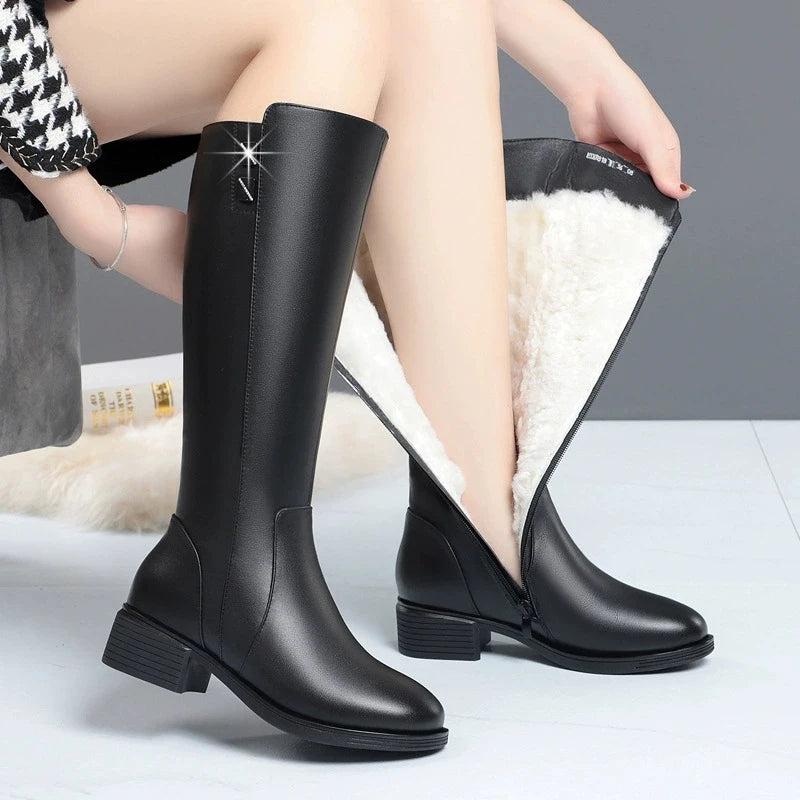 Ghete de iarnă din piele naturală Woizgic KQ-Z, închidere cu fermoar până la jumătatea gambei - Mărimea 41-42, toc 3-5 cm, căptușeală din lână