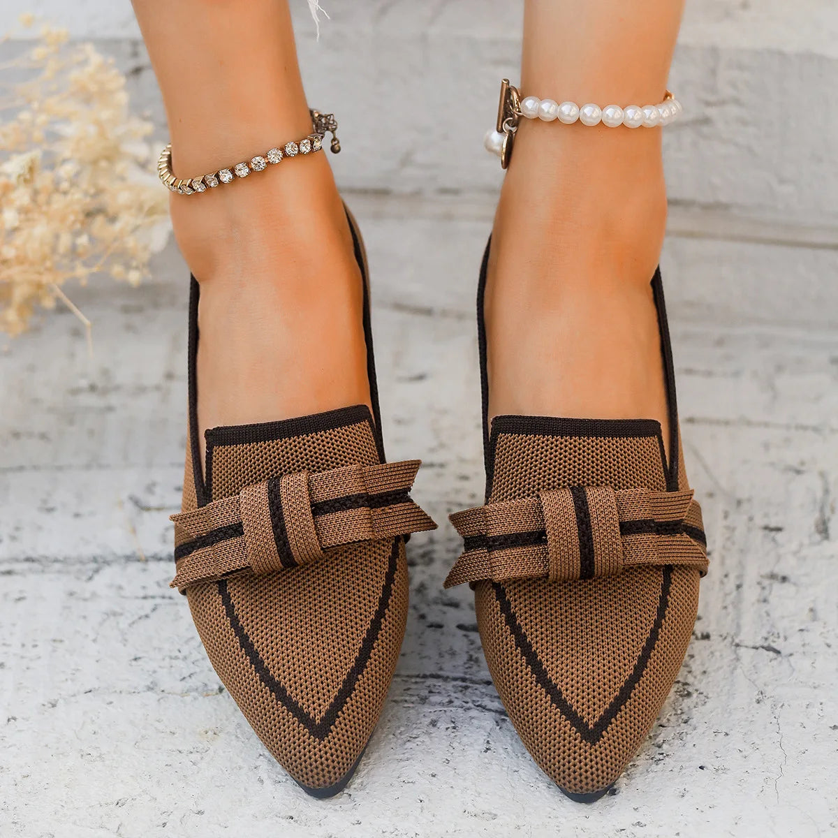 Women Flats 2024 New Knitted Slip Breathable Comfortable Solid Color Shoes Casual Pointed Toe Walking Loafers Sneakers Women