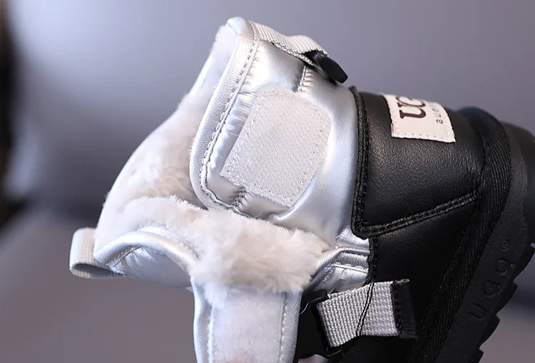 Kinder Winter 2022 neue Schneeschuhe plus samt verdickende Jungen und Mädchen Baumwoll schuhe wasserdicht rutsch fest