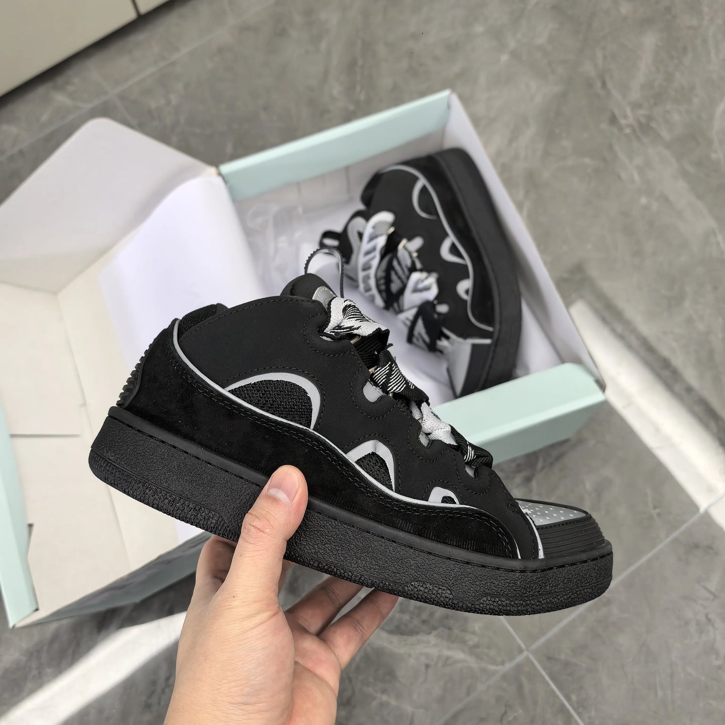 SpeedflyCN Sneaker Atmungsaktiv - Kapazität Hoch, Leistung Ausgeglichen, Größe 36-46