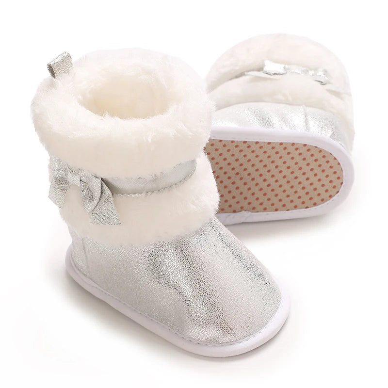 Baby-Schneestiefel für Mädchen, 2025, Winter, neue Baby-Baumwollschuhe, Mädchenmode, glänzende kurze Stiefel mit dicken Samt-Baumwollstiefeln