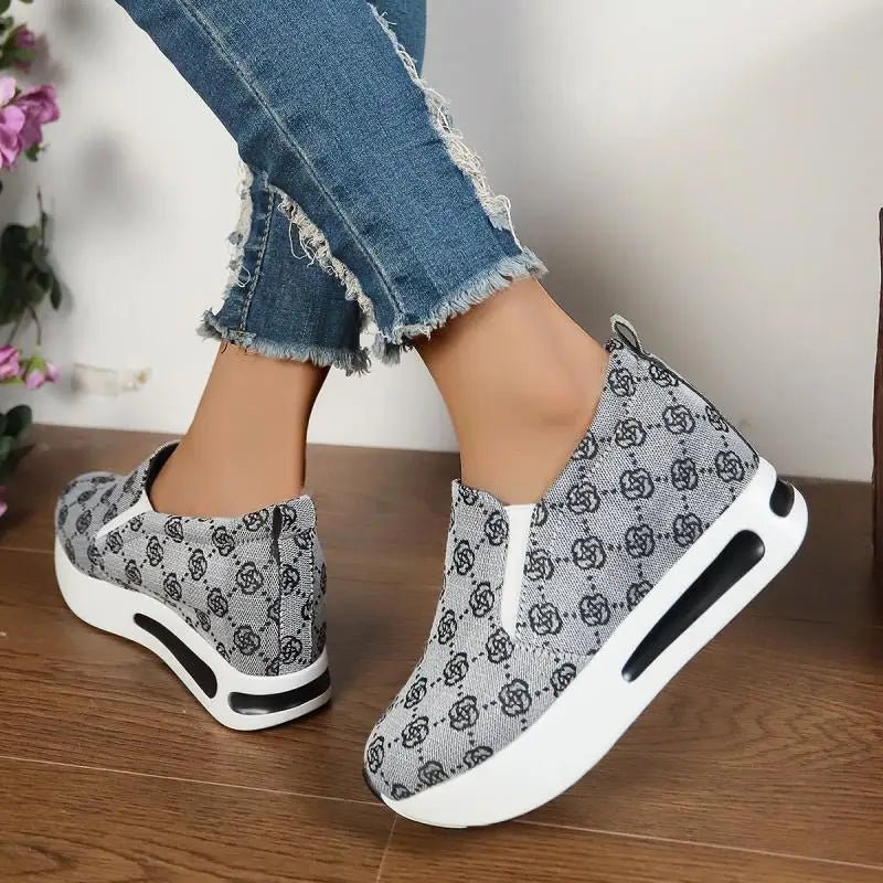 Damen Sneakers 2025 - Fashion Embroidered Platform Spring Comfort Slip On Walking Shoes