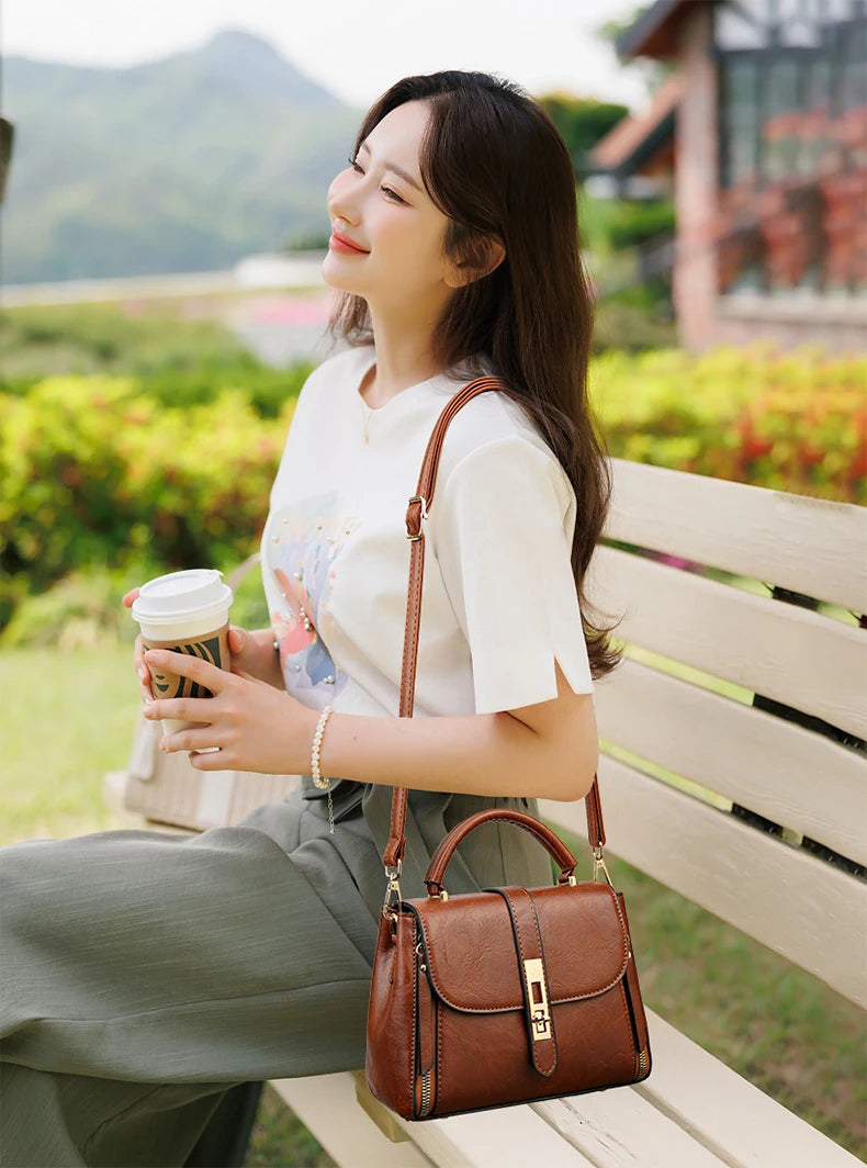 Mode Marke Frauen Klein Crossbody Tasche Leicht PU Leder Messenger Tasche Klappe Handtasche Geldbörse Sommer Reise Tasche Für Weiblich