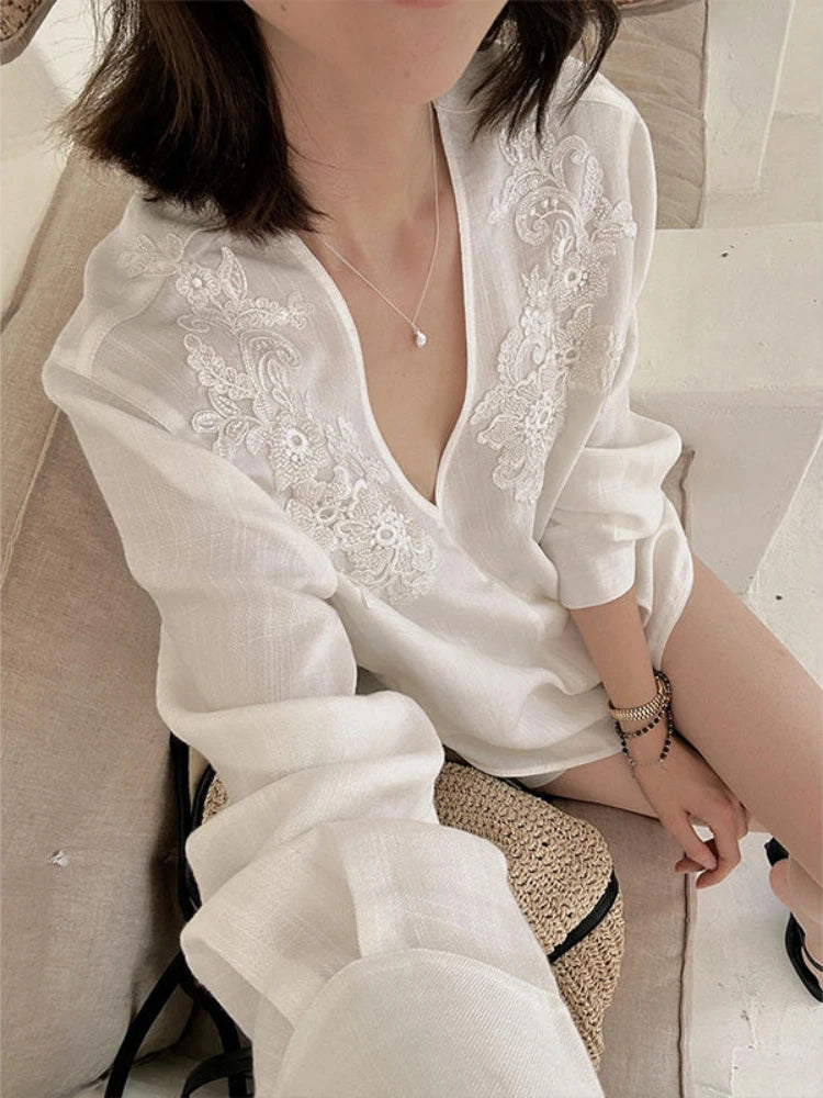 Flower Embroidery Shirt for Women 2025 Blusas Mujer De Moda Long Sleeve V Neck Blouses Chic Korean Vintage Blouse Tops Female