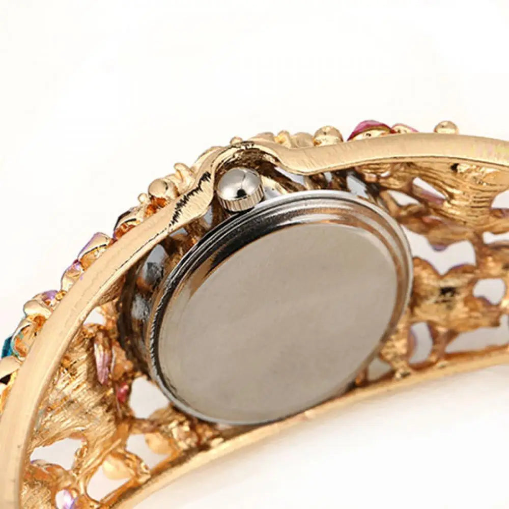 Blume Schmetterling Frauen Uhr 2025 - Zifferblatt Strass Armband Armbanduhr - Fashion Armbanduhr Weiblich Casual Damen Uhren