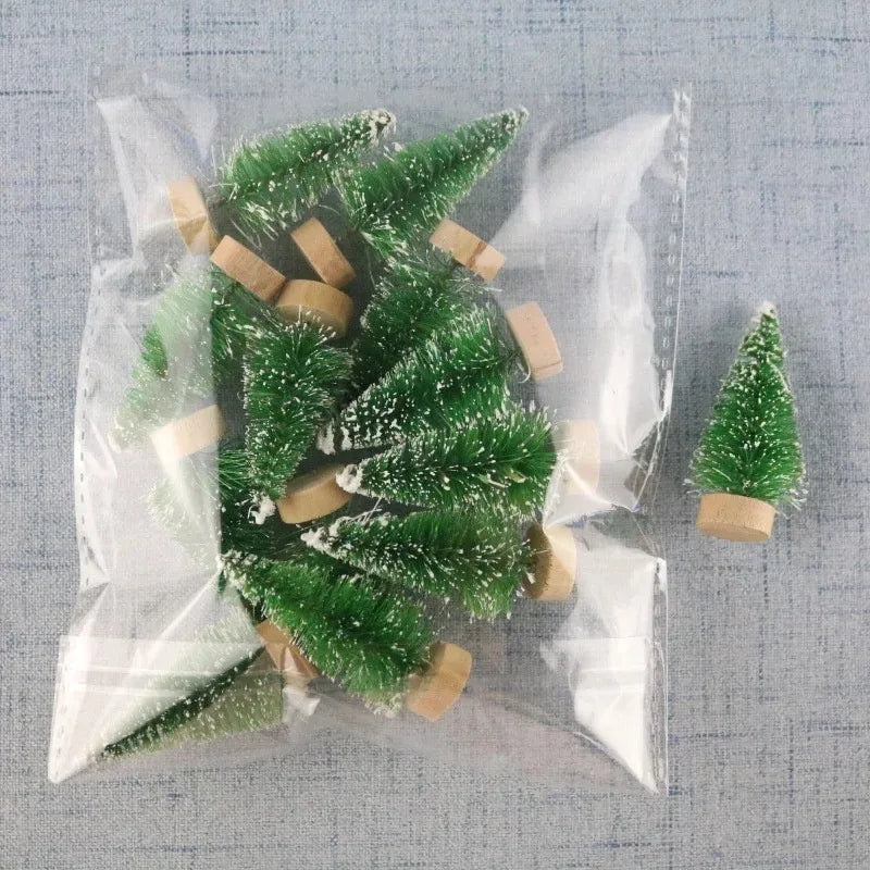 12Pcs Miniatur Weihnachtsbaum Resin Dekor - Größe Klein Stück 12