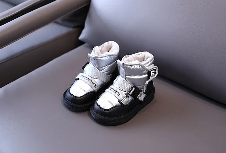 Kinder Winter 2022 neue Schneeschuhe plus samt verdickende Jungen und Mädchen Baumwoll schuhe wasserdicht rutsch fest