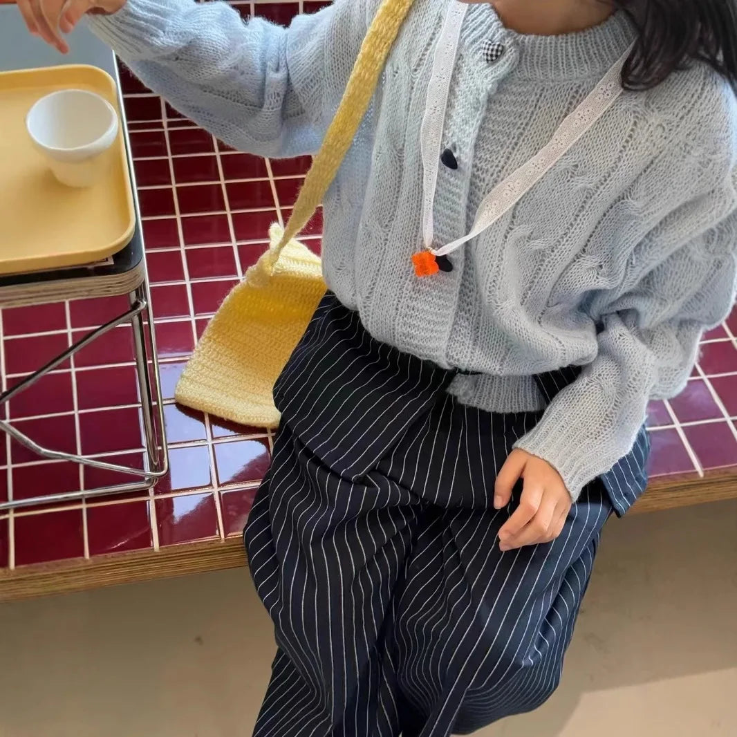 Luna Kids Liebe Knopf Strickjacke - dünn Unisex 3-12J