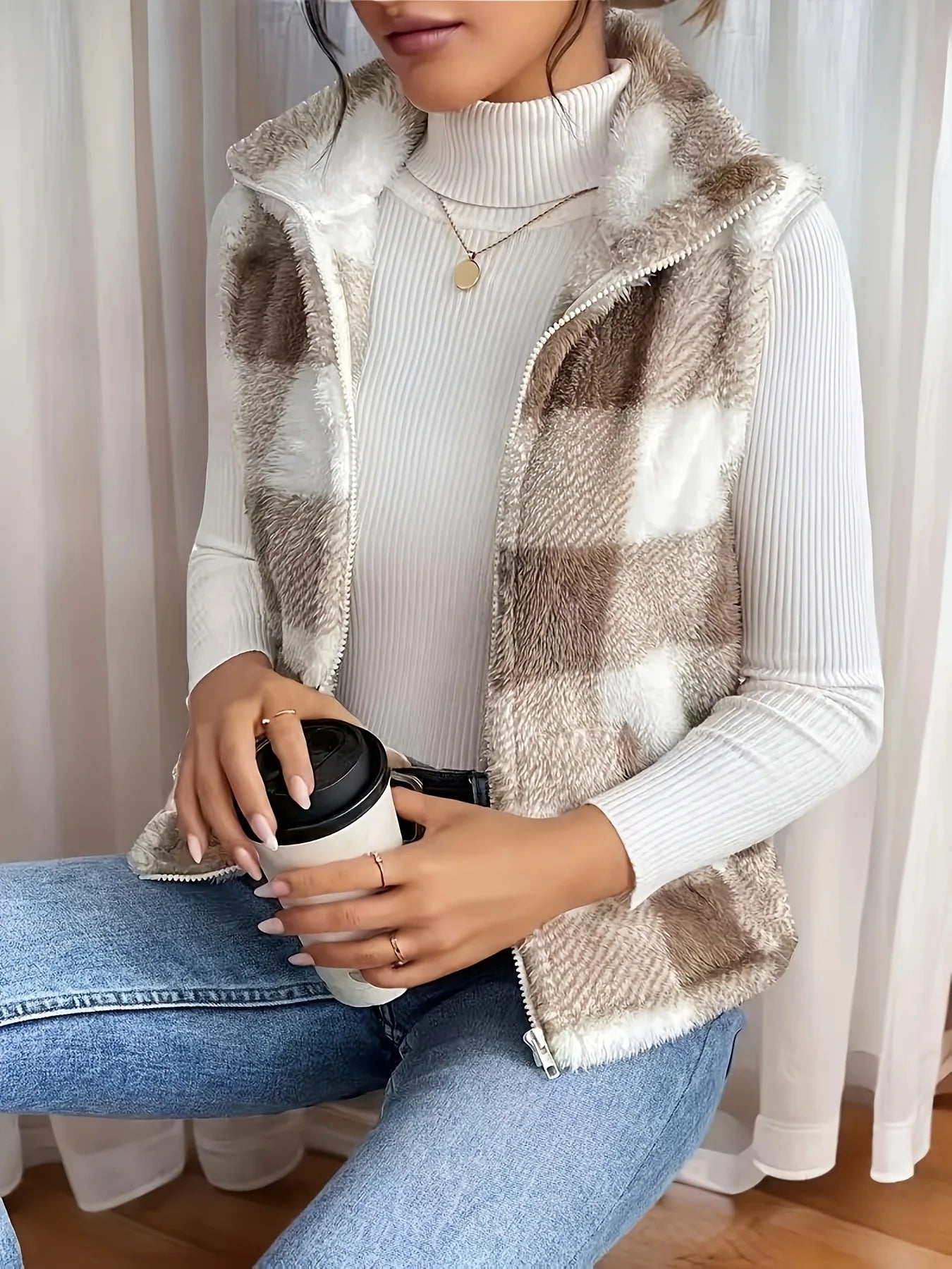 Vestă VigoCasey cu imprimeu în carouri - fermoar, lejeră, din pluș, călduroasă, mărime obișnuită, material poliester, spandex, fără umplutură