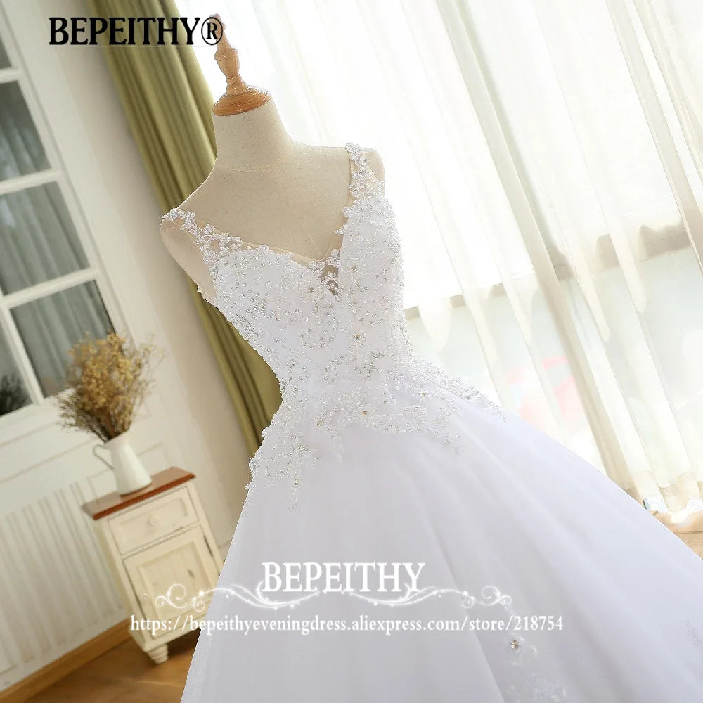 Maßgeschneidertes Prinzessin-Wedding-Dress mit Spitze - Hochzeitskleid 2022 für Frauen