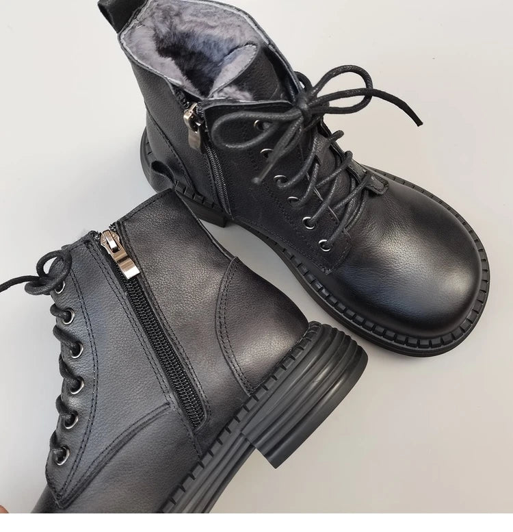 Ghete la gleznă Careaymade, piele naturală, variantă lată - mărime mare, înălțime toc 3-5 cm, căptușeală din lână