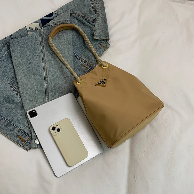 Simple Casual Versatile Women's Solid Color Nylon Cloth Single Shoulder Crossbody Bag Fashion Commuting Storage Bucket Bags