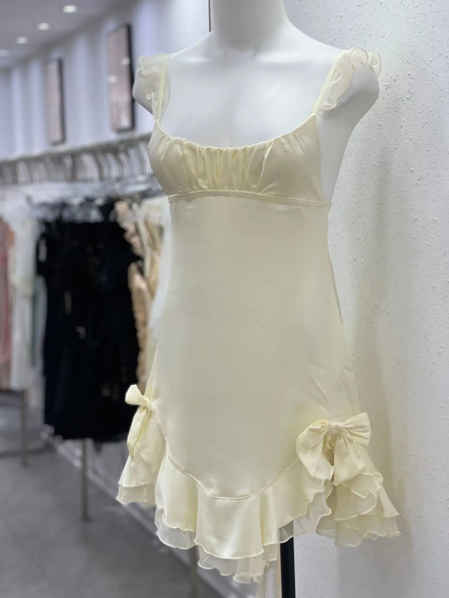 Elegante Schlafdress Elegant Dessous Weiche Eis-Seide Nachthemd Rüschen Swing-Kragen-Nachthemden Babydoll für Frauen