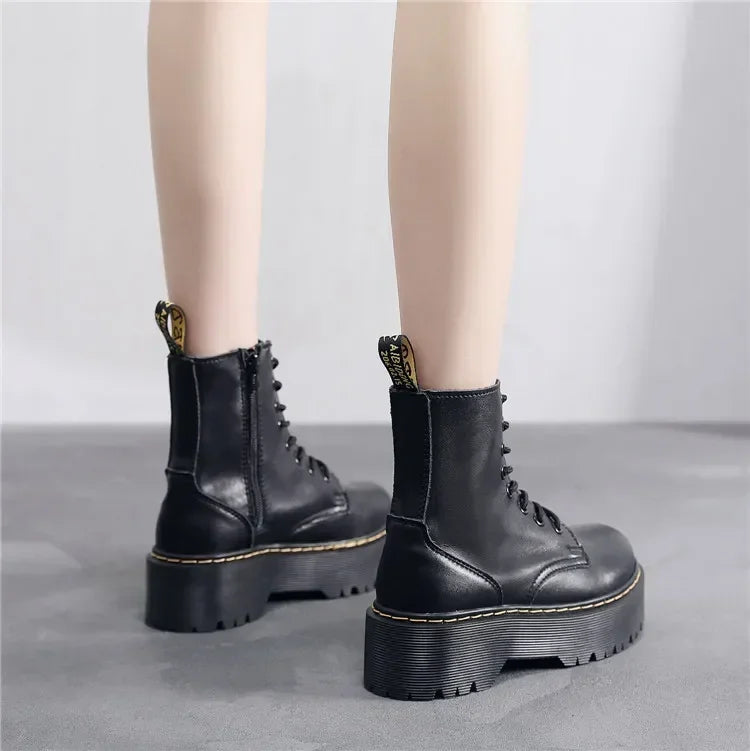 Ghete cu platformă din piele naturală CN Guangdong - Înălțimea tocului 3-5 cm, Platformă 2 cm, Mărimea EU 36-41