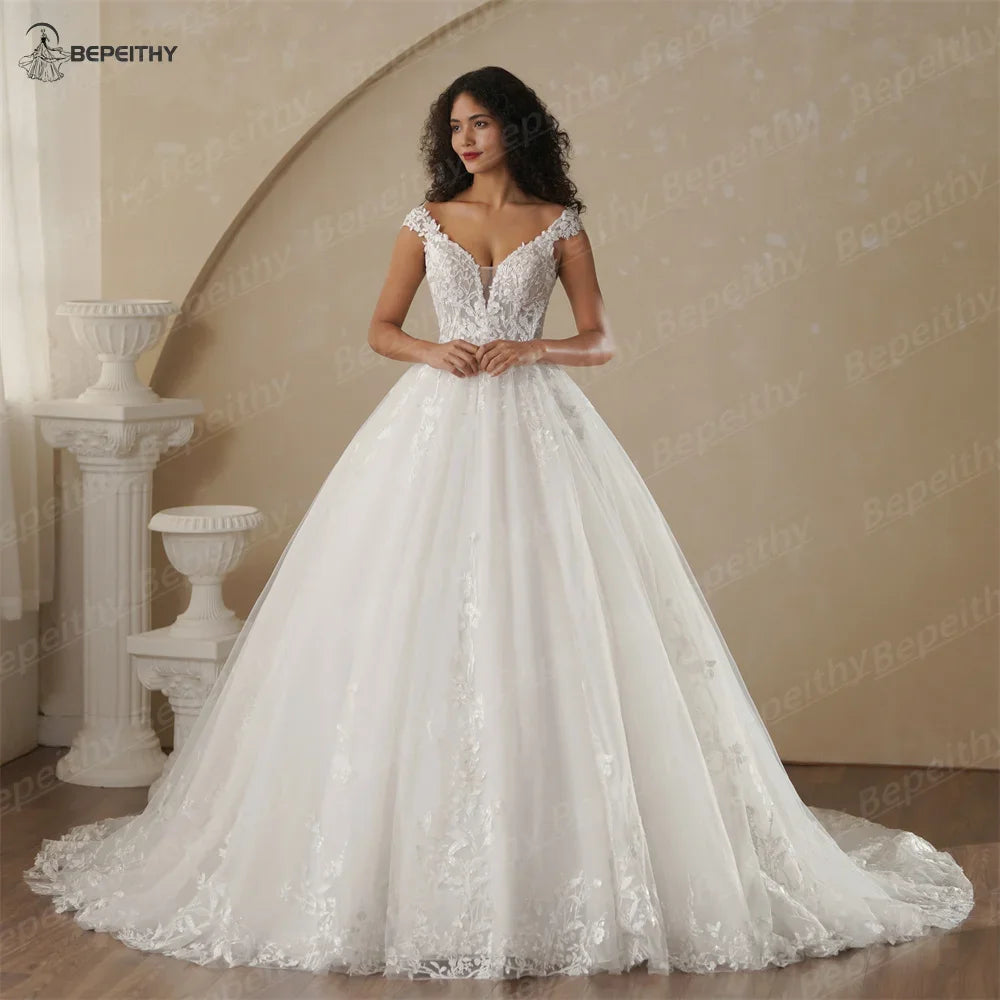 BEPEITHY Customized V-Hals Cap-Sleeves Prinzessin Hochzeitskleider Für Frauen 2025 Frühling Spitze Boho Brautkleid