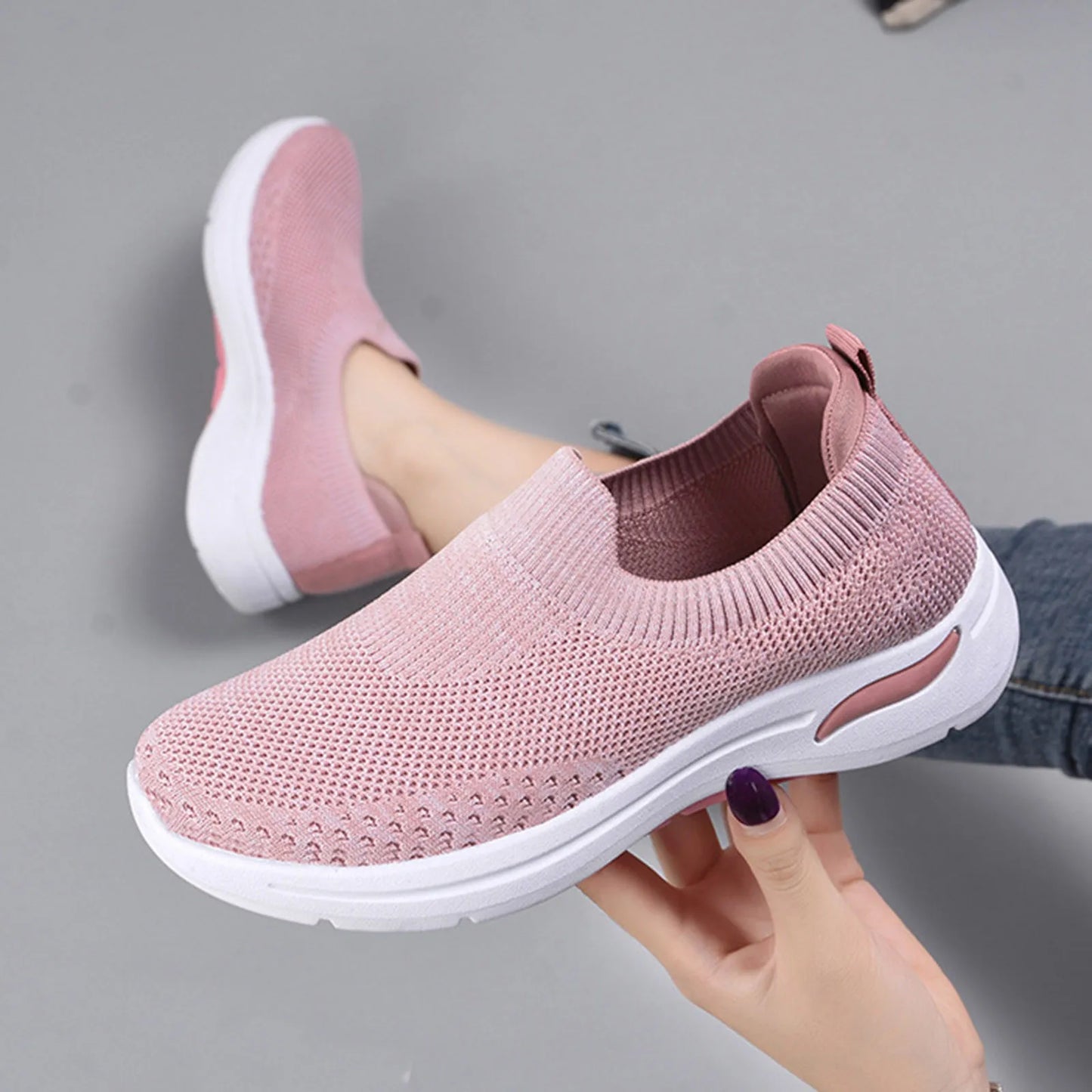 Women's New Summer Shoes Mesh Breathable Sneakers Light Slip on Flat Platform Casual Shoes Ladies Anti-slip Walking Woven Shoes