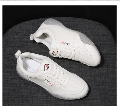Women Shoes 2024 New Casual Lightweight Sports Shoes WomenBreathable Little White Platform Shoes White Sneakers Women