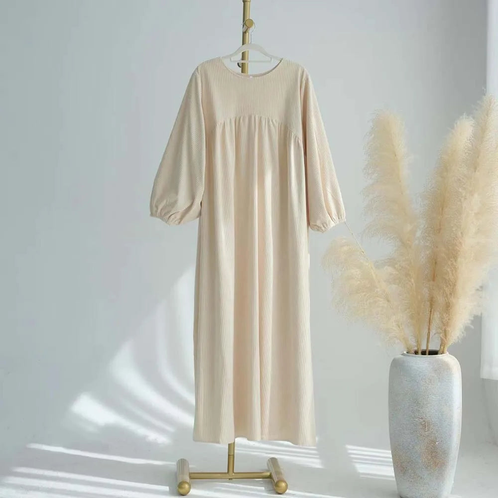 CN Zhejiang Corduroy Balloon Sleeve Abaya - Größe M Winter