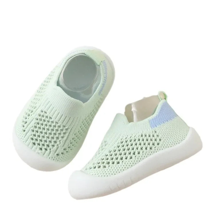 Luna Baby Weiche Sohle Mesh Atmungsaktiv - Rutschfest 22-24