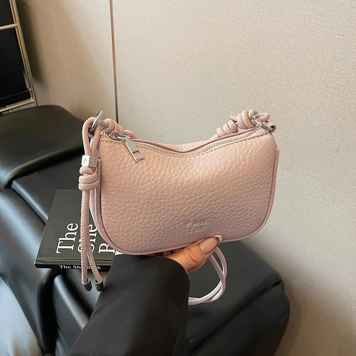 Ladies' Crossbody Bag Is Fashionable, Versatile, Solid Color, Exquisite Design, Daily Commuting, Casual Shoulder Bag