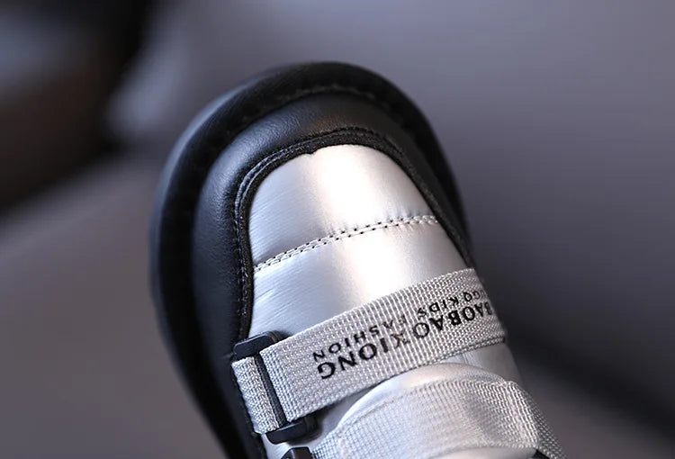 Kinder Winter 2022 neue Schneeschuhe plus samt verdickende Jungen und Mädchen Baumwoll schuhe wasserdicht rutsch fest