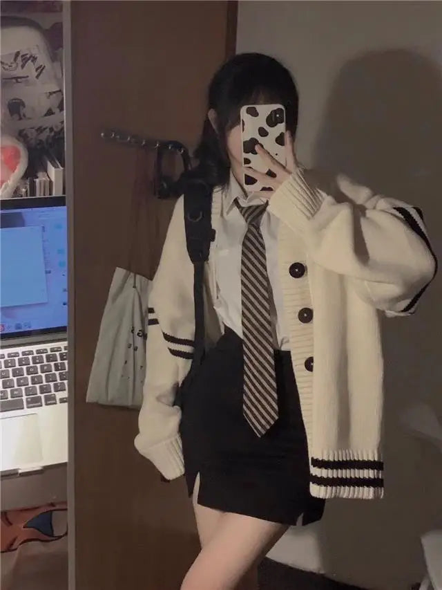 Altayskiy Cardigan Beig Patchwork Korea Stil Lovely Cozy - Regular Länge Gewicht 120–220 g/m² Knopfverschluss